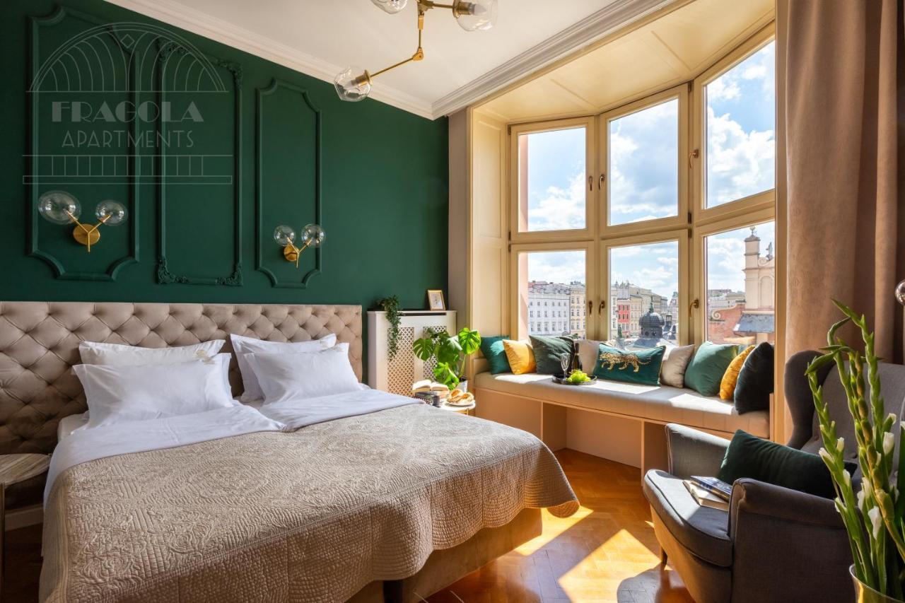 Feniks Fragola Apartments Main Square Krakow Exterior photo